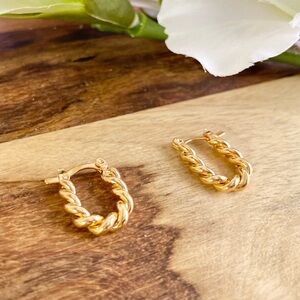 NEW 18K Gold Filled Twisted Hoops Lever Back Earrings